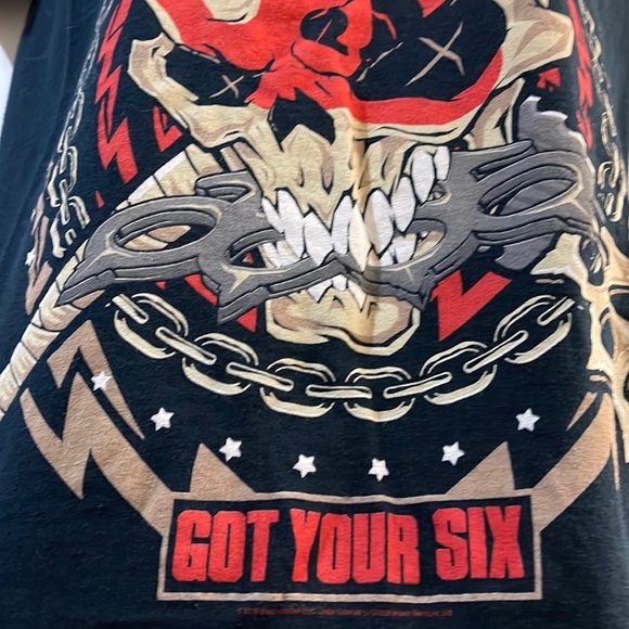 Five Finger Death Punch band Concert T-shirt shirt - Picture 3 of 11